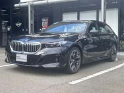 BMW 5 Series 523d xDrive M Sport Black 2024′ 8WFJ4