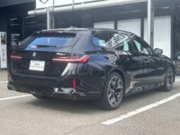 BMW 5 Series 523d xDrive M Sport Black 2024′ 8WFJ4