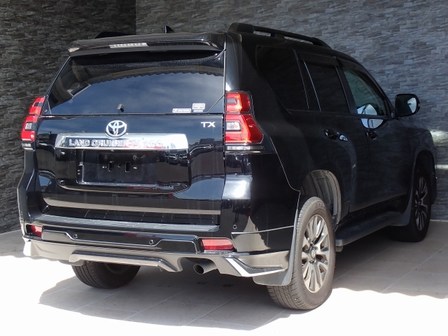 TOYOTA Land Cruiser Prado TX L Package Sunroof 7 Seater Black 2023′ 8WFLV