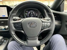 
									Lexus LS Executive Black 2023′ 8WONR full								