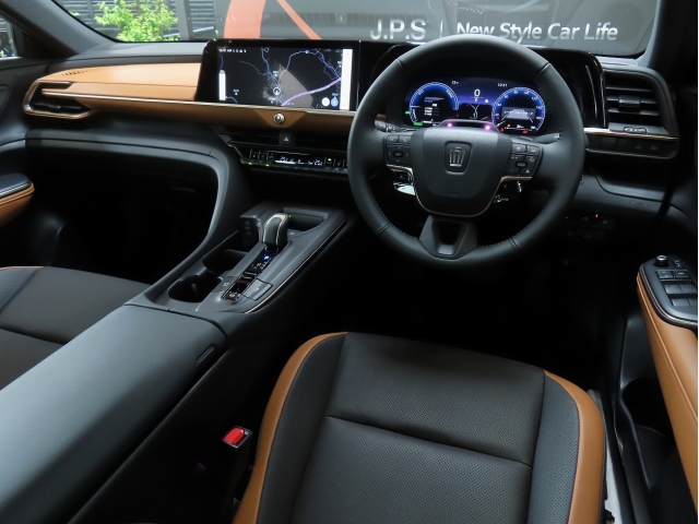 TOYOTA Crown CrossOver RS Advanced E-Four Pearl White 2024′ 8WP52