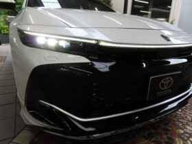
									TOYOTA Crown CrossOver RS Advanced E-Four Pearl White 2024′ 8WP52 full								