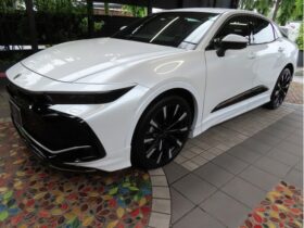 
									TOYOTA Crown CrossOver RS Advanced E-Four Pearl White 2024′ 8WP52 full								