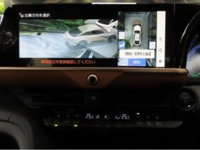 
									TOYOTA Crown CrossOver RS Advanced E-Four Pearl White 2024′ 8WP52 full								