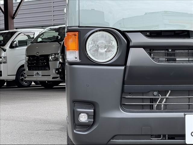 TOYOTA Hiace Van Super GL Green 2024′ 8WS0M