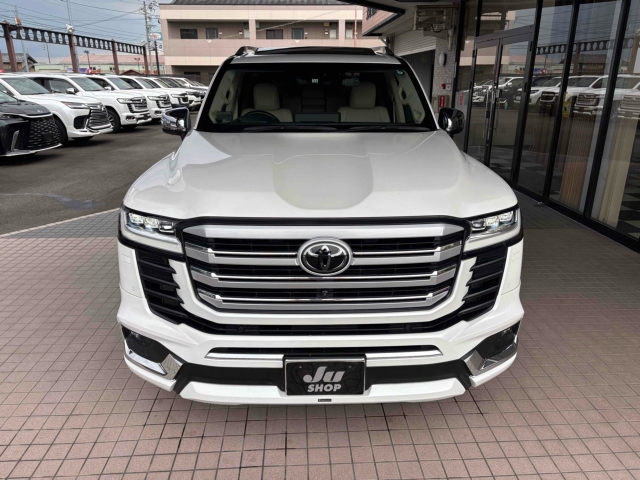 TOYOTA Land Cruiser Wagon ZX  Modelista  JBL & Rear Entertainment Pearl White 2022′ 8YKO4