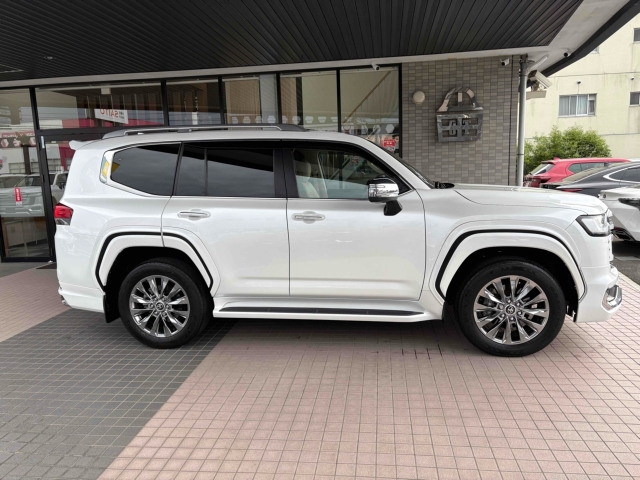 TOYOTA Land Cruiser Wagon ZX  Modelista  JBL & Rear Entertainment Pearl White 2022′ 8YKO4