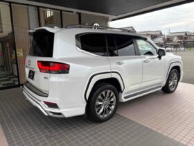 
									TOYOTA Land Cruiser Wagon ZX  Modelista  JBL & Rear Entertainment Pearl White 2022′ 8YKO4 full								