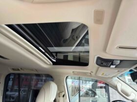 
									TOYOTA Land Cruiser Wagon ZX  Modelista  JBL & Rear Entertainment Pearl White 2022′ 8YKO4 full								