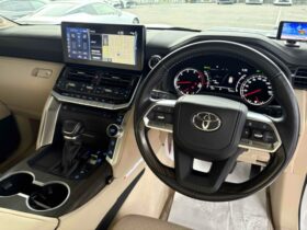 
									TOYOTA Land Cruiser Wagon ZX  Modelista  JBL & Rear Entertainment Pearl White 2022′ 8YKO4 full								