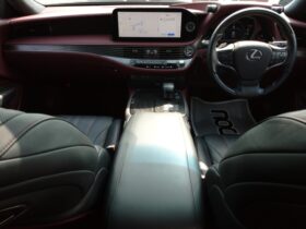 
									Lexus LS Executive Black 2023′ 8YKQB full								