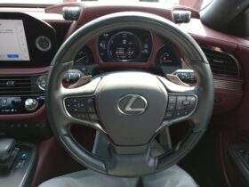 
									Lexus LS Executive Black 2023′ 8YKQB full								