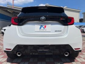 
									TOYOTA Yaris GRMN Rally Package Pearl White 2023′ 8YSIY full								