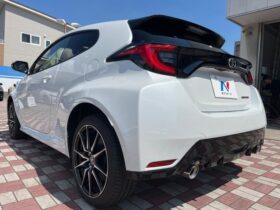 
									TOYOTA Yaris GRMN Rally Package Pearl White 2023′ 8YSIY full								