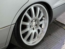 
									TOYOTA Celsior B Specifications Silver 1997′ 933W6 full								