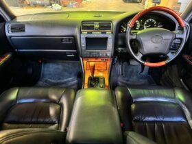 
									TOYOTA Celsior B Specifications Silver 1997′ 933W6 full								