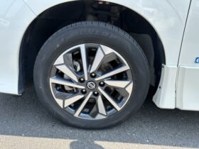 
									NISSAN Serena e-POWER Highway Star V Pearl White 2020′ 93I4M full								