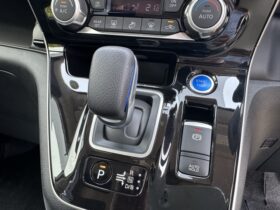 
									NISSAN Serena e-POWER Highway Star V Pearl White 2020′ 93I4M full								