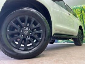 
									TOYOTA Land Cruiser Prado TX L Packet Matte Black Ed Pearl White 2023′ 9588S full								