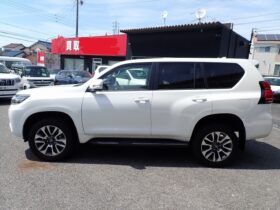 
									TOYOTA Land Cruiser Prado TX L Package Sunroof 7 Seater Pearl White 2023′ 99AGZ full								