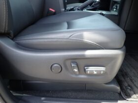
									TOYOTA Land Cruiser Prado TX L Package Sunroof 7 Seater Pearl White 2023′ 99AGZ full								