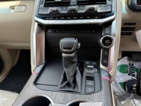 
									TOYOTA Land Cruiser Wagon ZX Black 2024′ 9DXB0 full								