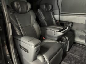 
									Lexus LM Version L Black 2025′ 9FQ4A full								