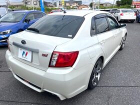 
									TOYOTA Impreza STi A-Line Pearl White 2010′ 9G2O9 full								