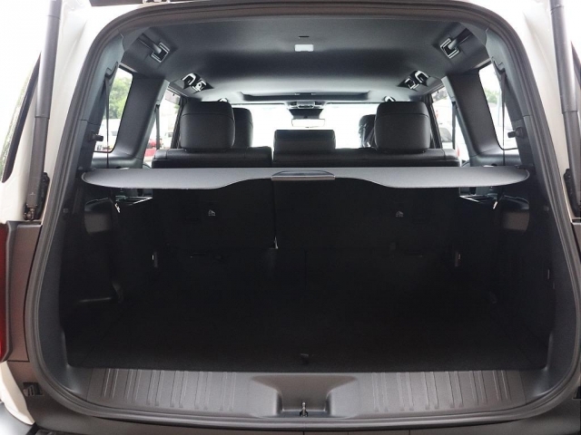 TOYOTA Land Cruiser Wagon VX Pearl White 2024′ 9I755