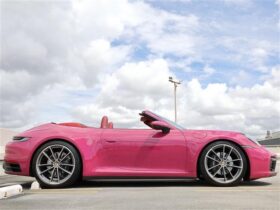 
									Porsche 911 Carrera Cabriolet PDK Pink 2023′ 9KCG1 full								