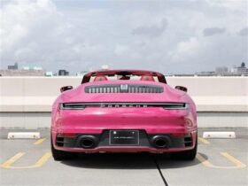 
									Porsche 911 Carrera Cabriolet PDK Pink 2023′ 9KCG1 full								