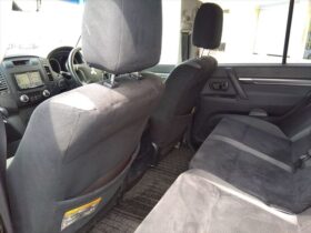 
									MITSUBISHI Pajero ZR-S Black/Gray 2006′ 9M5IY full								