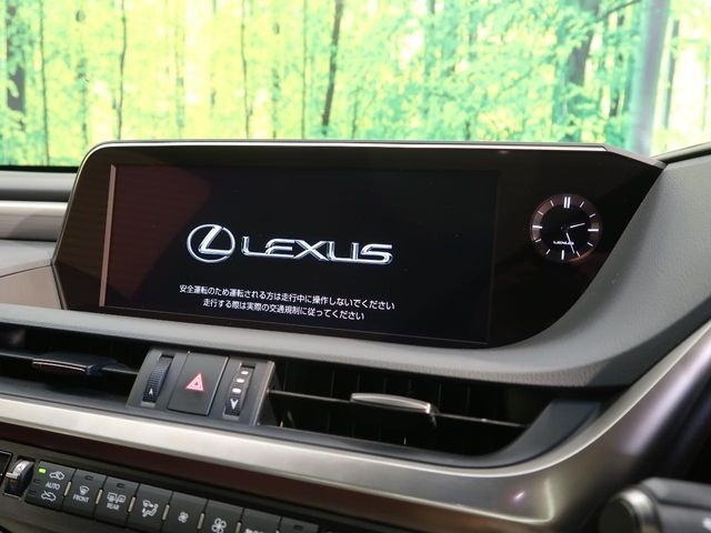 Lexus ES F Sport Pearl White 2020′ 9MDJM