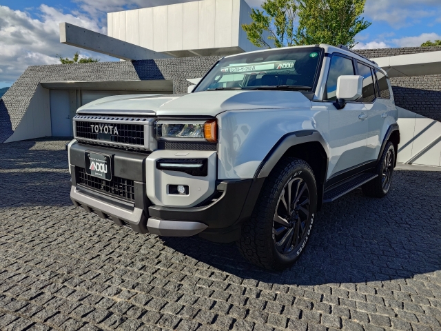 TOYOTA Land Cruiser Wagon VX Pearl White 2024′ 9OAMZ