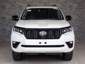 
									TOYOTA Land Cruiser Prado TX L Packet Matte Black Ed Pearl White 2023′ 9OANA full								