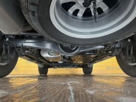 
									TOYOTA Land Cruiser Wagon VX Pearl White 2024′ 9OIES full								