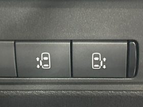 
									NISSAN Serena e-POWER Highway Star V Pearl White 2024′ 9OIKY full								