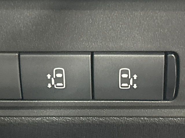 NISSAN Serena e-POWER Highway Star V Pearl White 2024′ 9OIKY