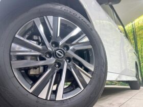 
									NISSAN Serena e-POWER Highway Star V Pearl White 2024′ 9OIKY full								