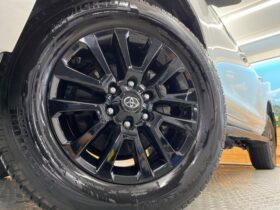 
									TOYOTA Land Cruiser Prado TX L Packe 70th Anivasari LTD Pearl White 2022′ 9OJG2 full								