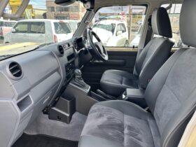 
									TOYOTA Land Cruiser Wagon 2.8 AX Diesel 4WD White 2024′ 9OMK0 full								
