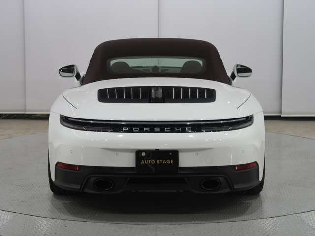 Porsche 911 Carrera White 2025′ 9STZP