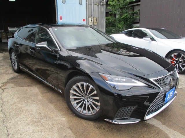 Lexus LS Executive Black 2024′ 9UQ4K