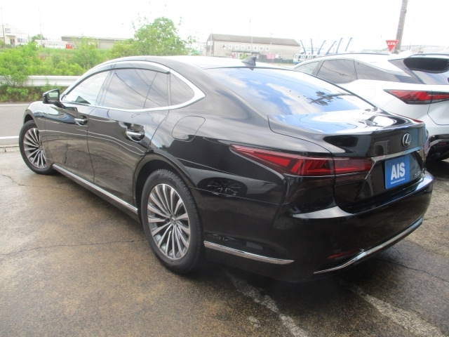 Lexus LS Executive Black 2024′ 9UQ4K