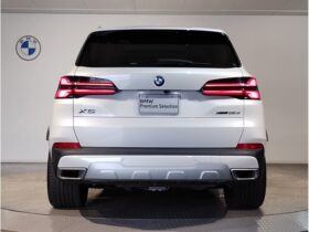 
									BMW X5 xDrive35d Edition X Pearl White 2023′ 9UQ5G full								