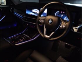 
									BMW X5 xDrive35d Edition X Pearl White 2023′ 9UQ5G full								
