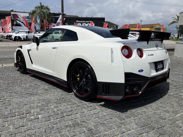 NISSAN GT-R Nismo Special Edition Pearl White 2022′ 9UQAA