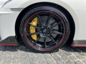 
									NISSAN GT-R Nismo Special Edition Pearl White 2022′ 9UQAA full								