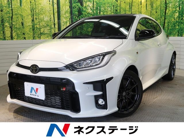 TOYOTA Yaris RZ High Performance Pearl White 2021′ 9UZGQ