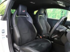 
									TOYOTA Yaris RZ High Performance Pearl White 2021′ 9UZGQ full								